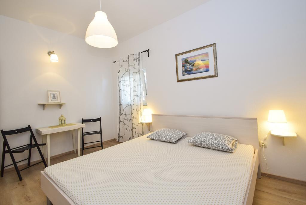 Amadrian Apartments شيبينيك المظهر الخارجي الصورة