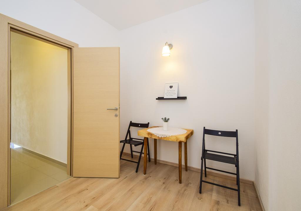 Amadrian Apartments شيبينيك المظهر الخارجي الصورة