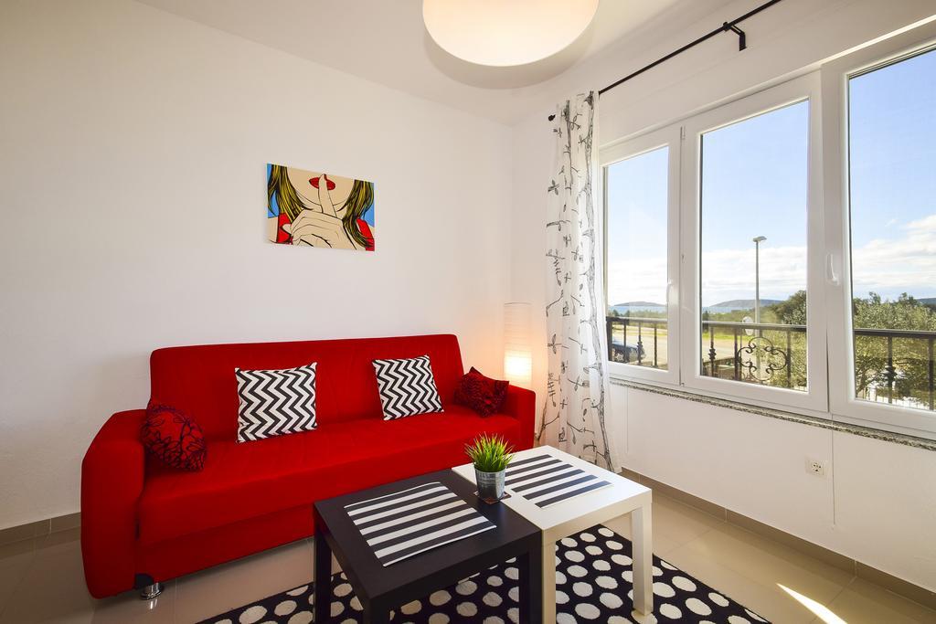 Amadrian Apartments شيبينيك المظهر الخارجي الصورة