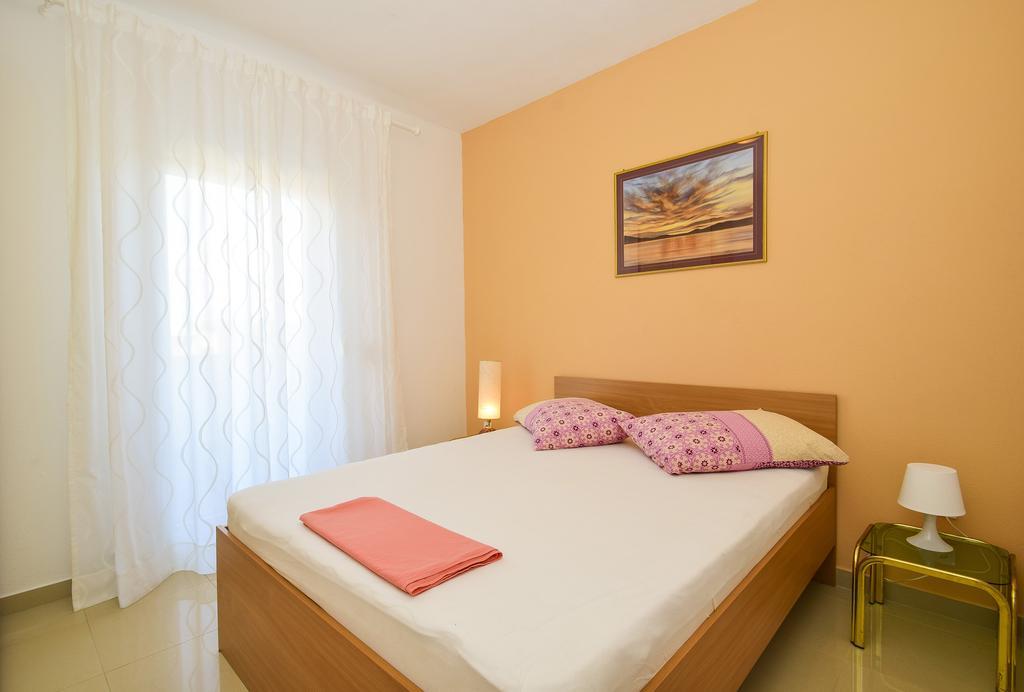 Amadrian Apartments شيبينيك المظهر الخارجي الصورة