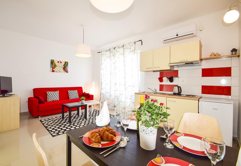Amadrian Apartments شيبينيك المظهر الخارجي الصورة