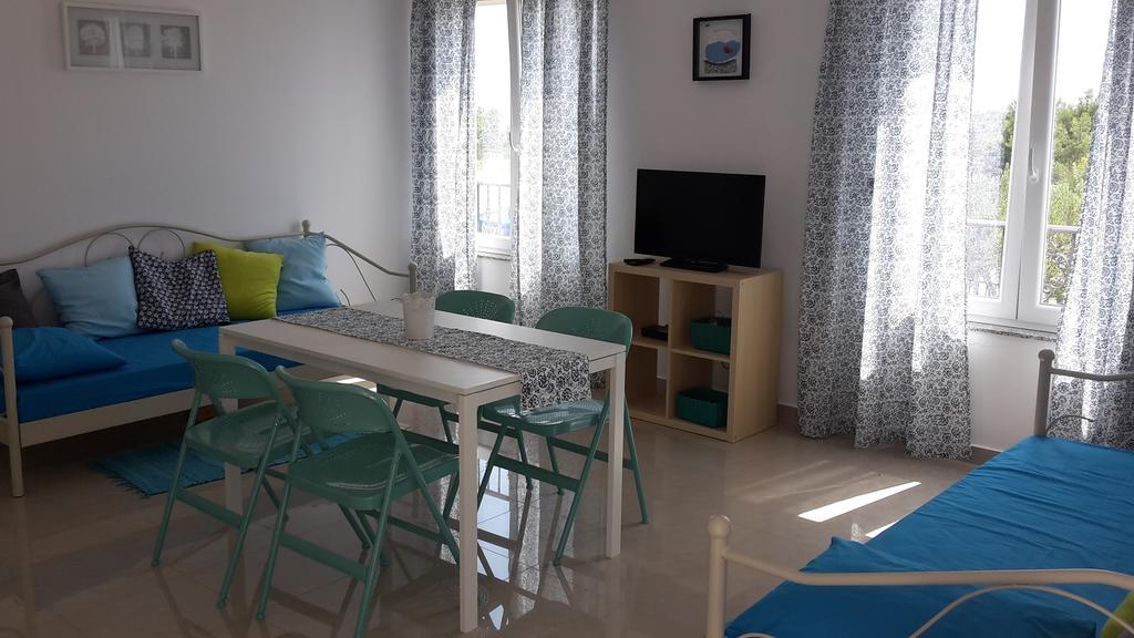 Amadrian Apartments شيبينيك المظهر الخارجي الصورة
