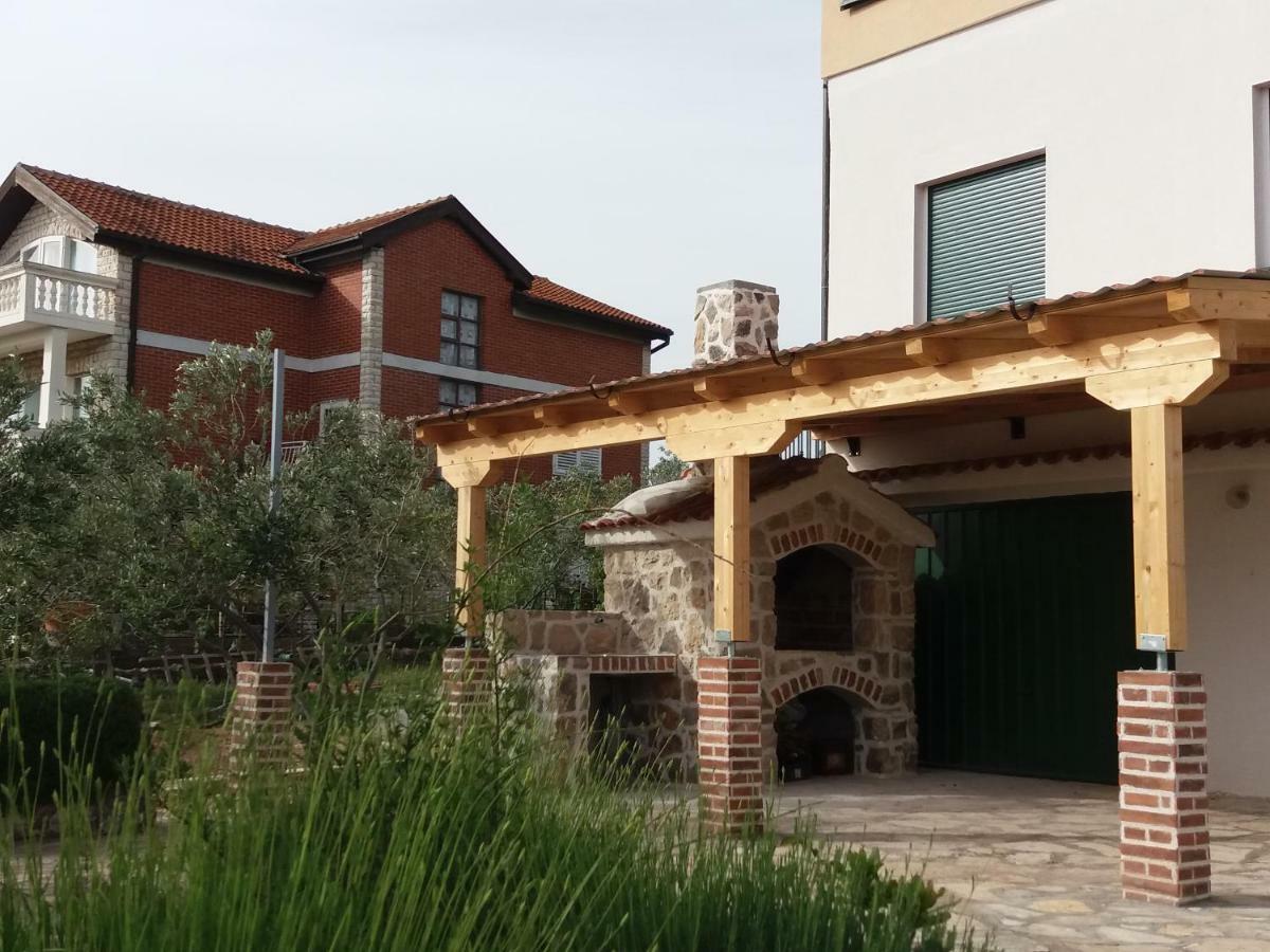 Amadrian Apartments شيبينيك المظهر الخارجي الصورة