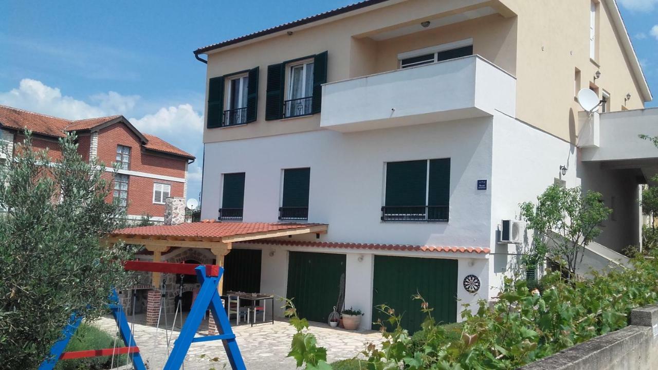 Amadrian Apartments شيبينيك المظهر الخارجي الصورة