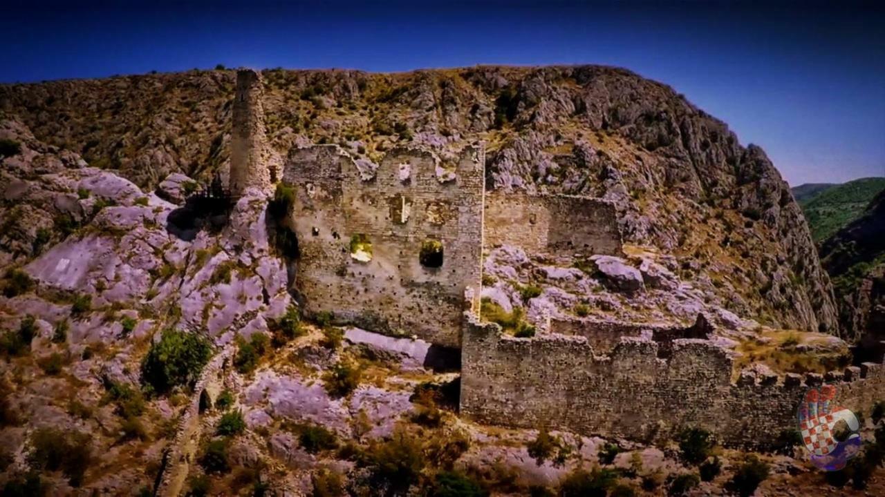 Amadrian Apartments شيبينيك المظهر الخارجي الصورة
